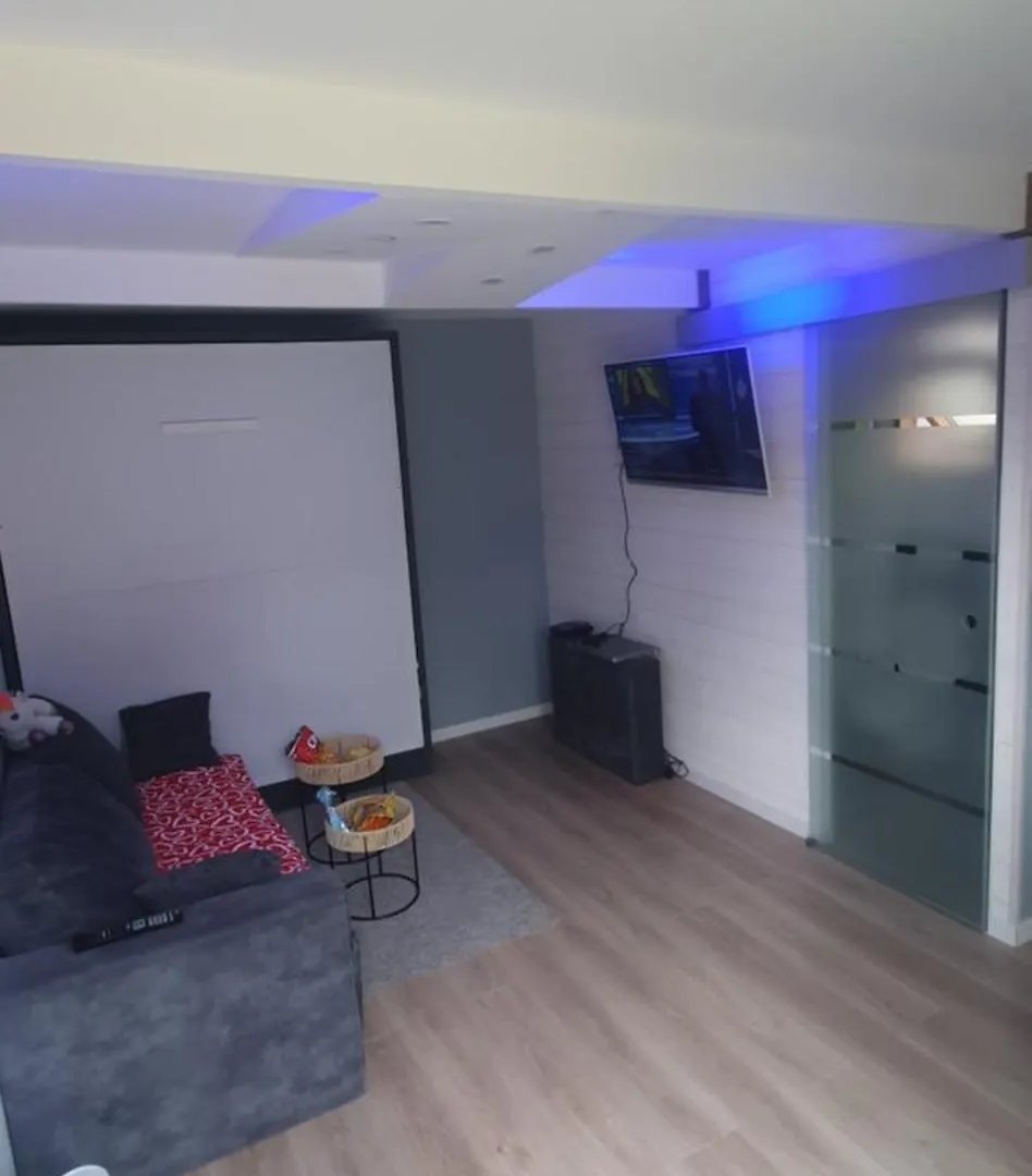 Cozycube Paris Apartment Vitry-sur-Seine 0*,  France